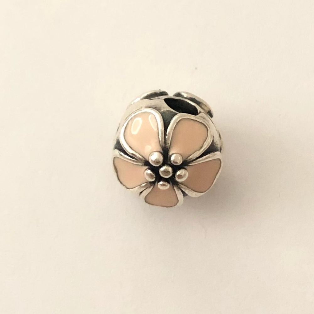 💕3/$85 Pink Cherry Blossom PANDORA 925 Clip